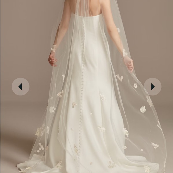 David's Bridal Other - David's Bridal White Wedding Gown with Floral Veil